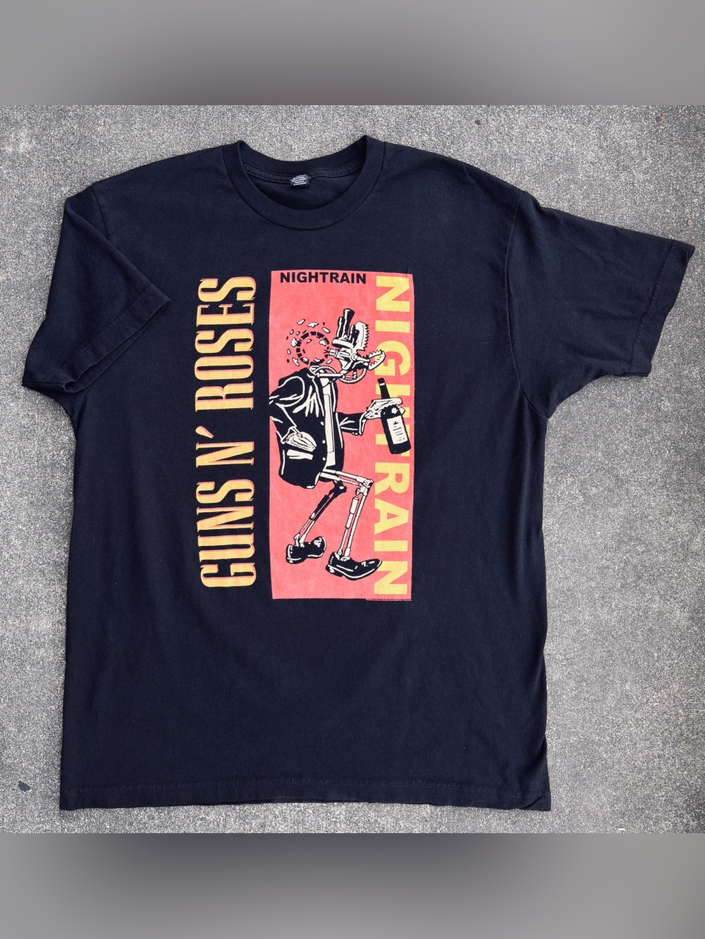 Pre-owned Guns N' Roses Nightrain shirt, Size Large